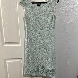 Connected Apparel Size 10 Elegant Lace Dress in Mint Green